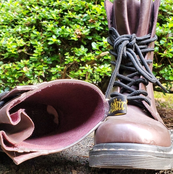 Dr. Martens boots size 5.5 - Picture 2 of 9